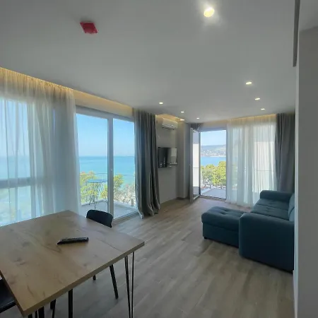 Apartment Saca / *
